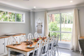 34a Lawson St - Spacious 4 bedroom house with ducted air con and wi-fi, backing onto Nelson Bay Golf Course, Nelson Bay